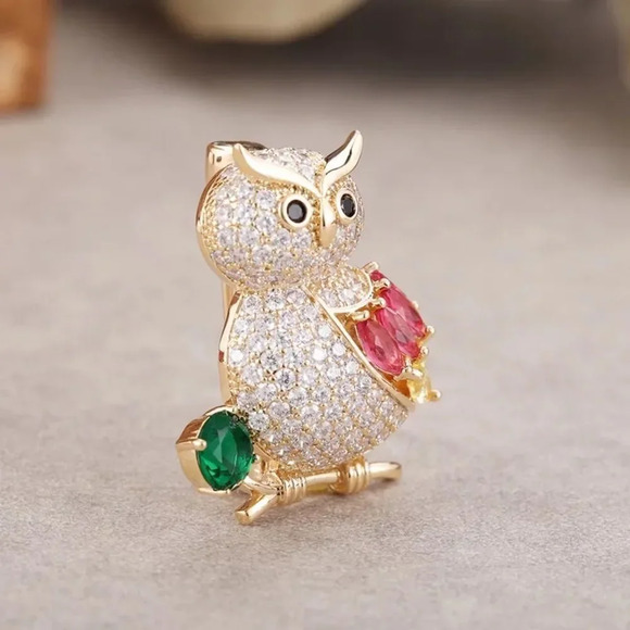 VQ Owl Brooch - Picture 4 of 8
